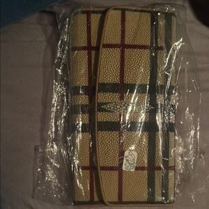 New & Rare Novacheck Genuine Stingray Wallet.  Perfect 🎁